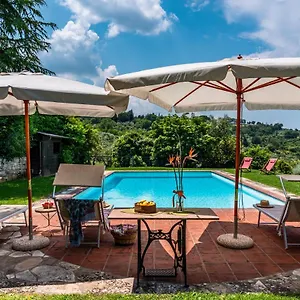 Giulio Apartment